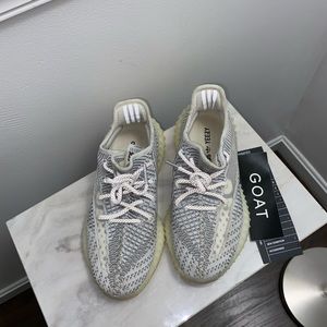 Yeezy boost 350 v2 ❤️